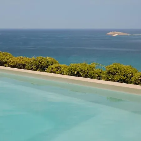 Almiriki, Stelida Naxos. Вилла Стелида