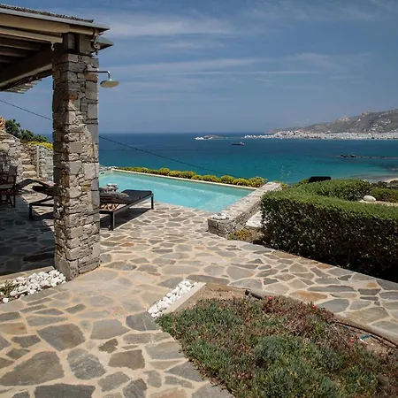 Almiriki, Stelida Naxos. Villa *