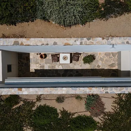 Almiriki, Stelida Naxos. *