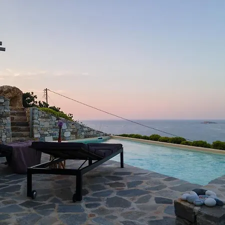 Villa Almiriki, Stelida Naxos. *