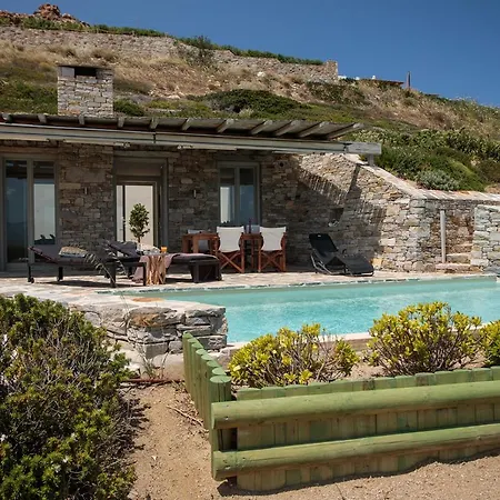 Villa Almiriki, Stelida Naxos.